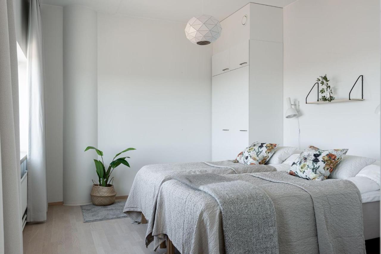 Sleepwell Apartments Itaekeskus, Close To Metro 赫尔辛基 外观 照片