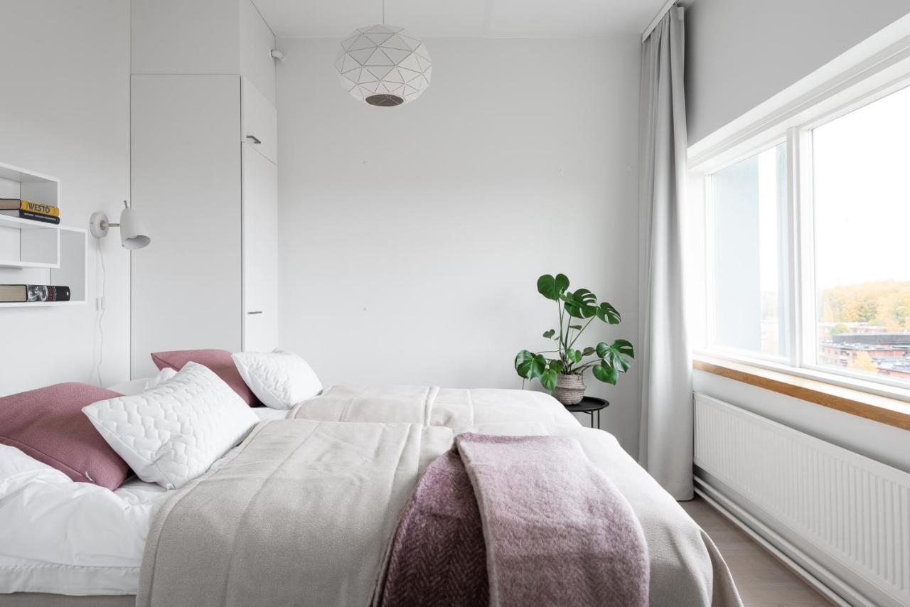 Sleepwell Apartments Itaekeskus, Close To Metro 赫尔辛基 外观 照片