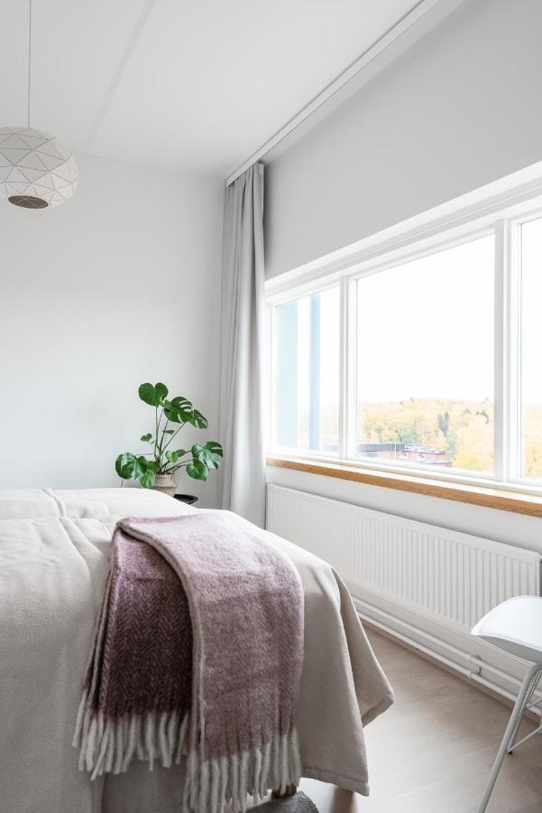 Sleepwell Apartments Itaekeskus, Close To Metro 赫尔辛基 外观 照片