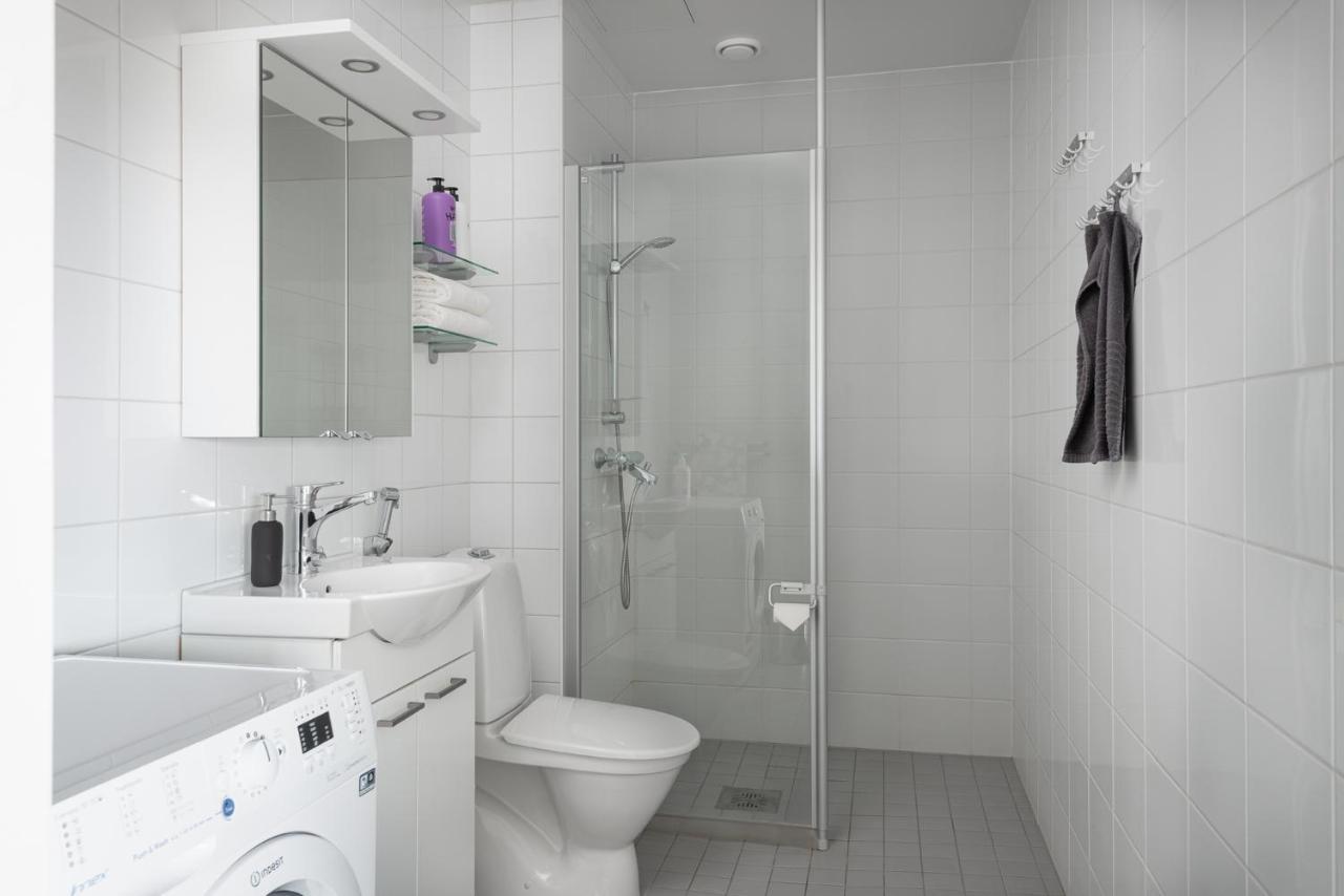 Sleepwell Apartments Itaekeskus, Close To Metro 赫尔辛基 外观 照片